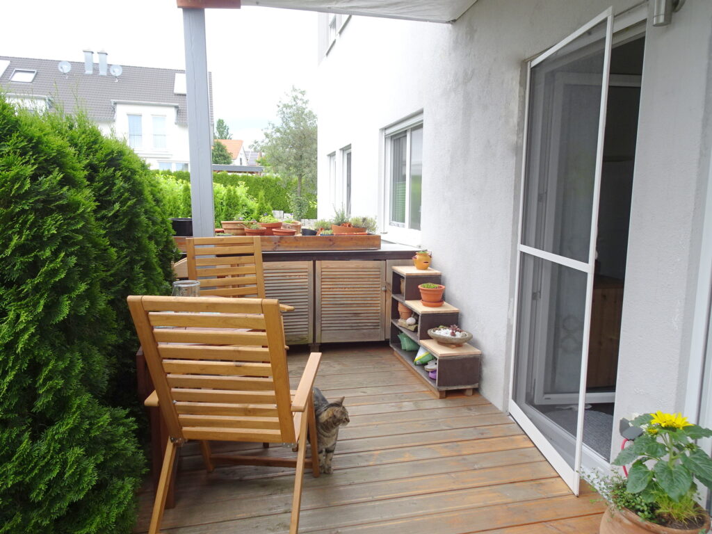 Wohnen wie im eigenen Häuschen mit Terrasse und Garten